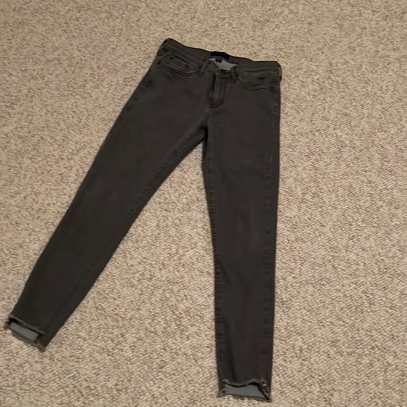 Banana Republic Denim - Grey Banana republic jeans skinny fit size 28